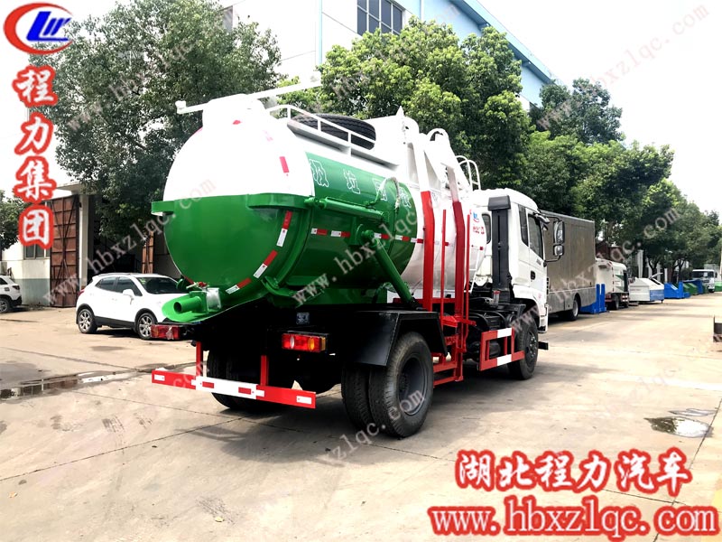餐廚垃圾車8噸多少錢？