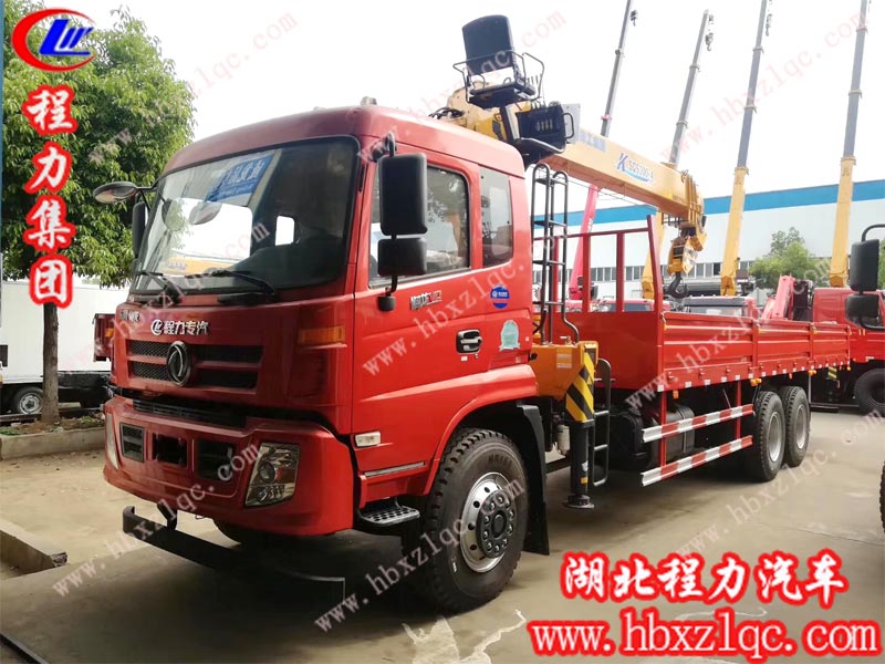 東風(fēng)御龍后八輪隨車(chē)吊