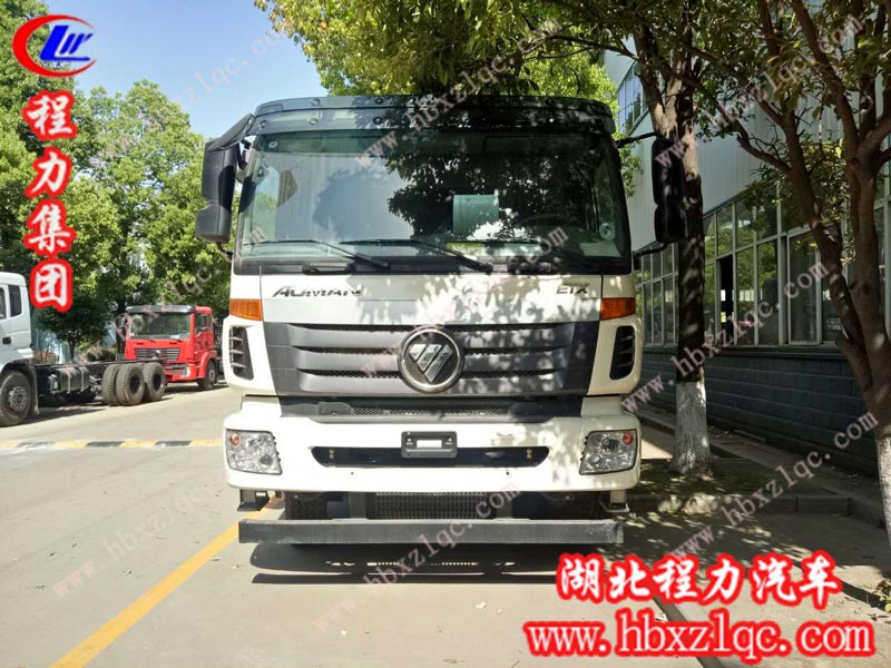 程力集團混凝土攪拌運輸車效率之高，讓您輕松工作！