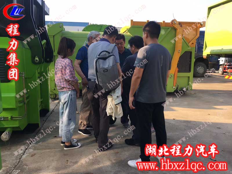 雄赳赳、氣昂昂、跨過(guò)太平洋——湖北程力集團(tuán)聯(lián)體壓縮垃圾站出口韓國(guó)啦