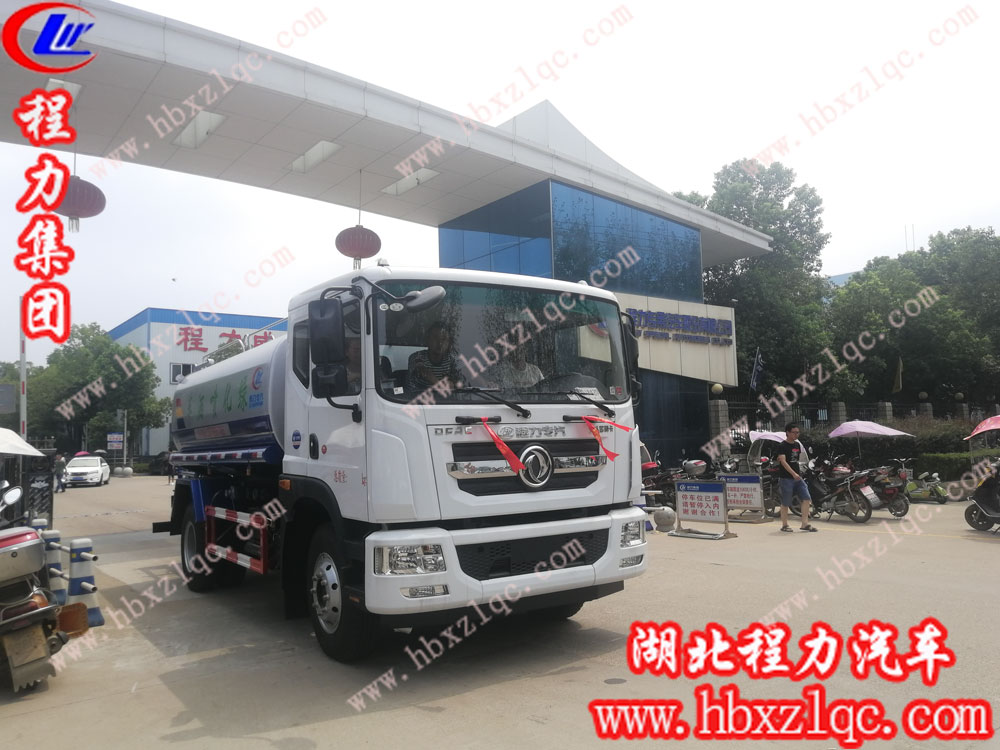 程力集團(tuán)東風(fēng)D9灑水車全國(guó)銷量領(lǐng)先，勢(shì)不可擋