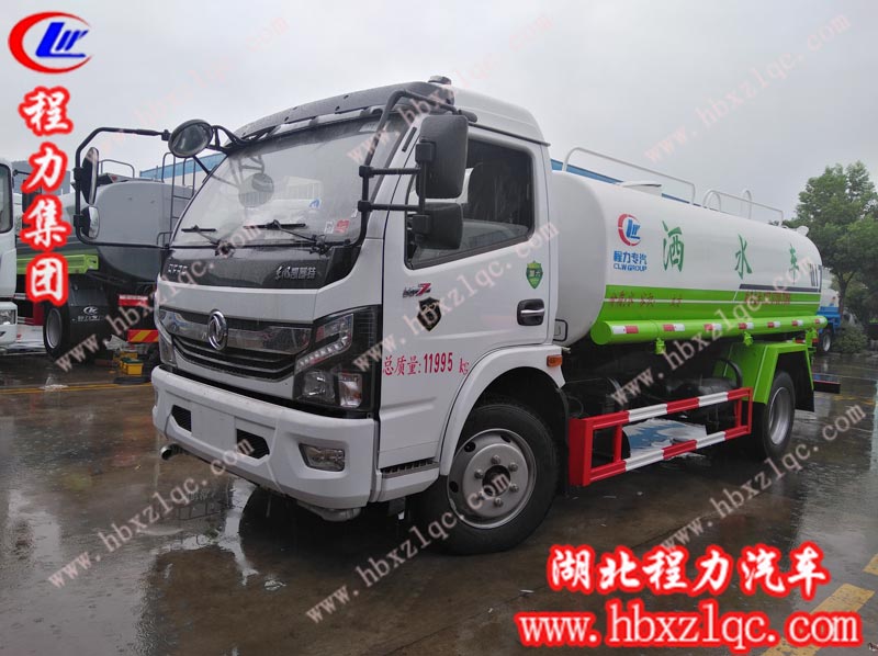 程力集團(tuán)灑水車(chē)專(zhuān)用灑水泵的修補(bǔ)