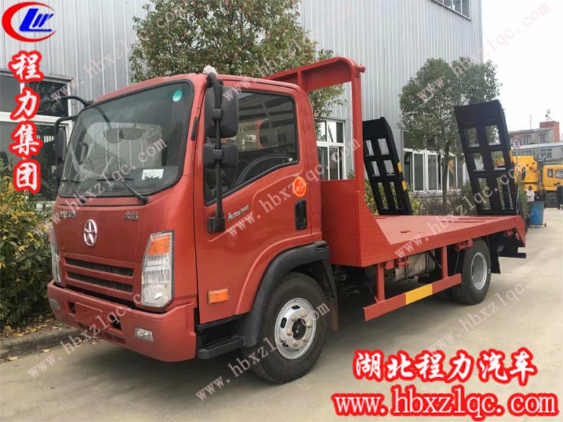 程力集團(tuán)大運(yùn)平板運(yùn)輸車，風(fēng)馳天下