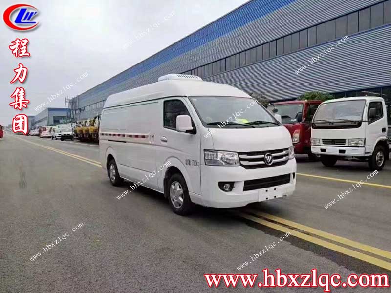 哈爾濱客戶遠(yuǎn)道而來，定購程力集團(tuán)福田G7冷藏車